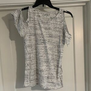 LOFT Women's Cold Shoulder Tee - White and Black Space dye